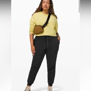 Lululemon Scuba Jogger